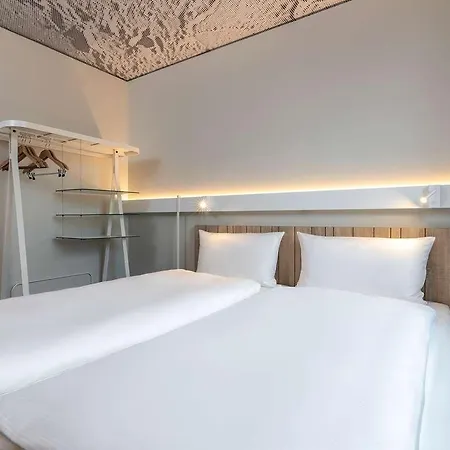 Ibis Airport 2* Düsseldorf
