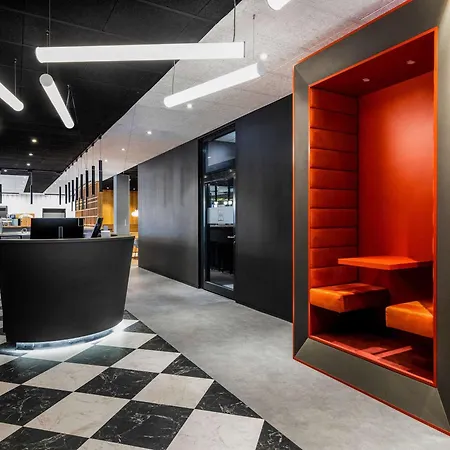 Ibis Airport Hotel 2*