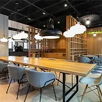 호텔 Ibis Airport 3*