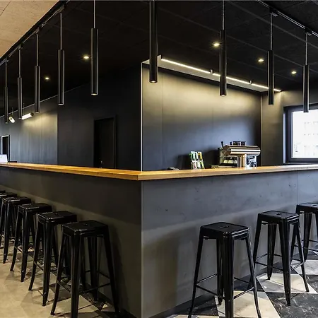 Ibis Airport Hotel 3*
