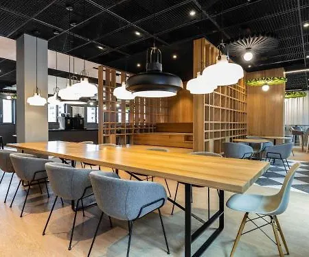 Hotel Ibis Airport 3*