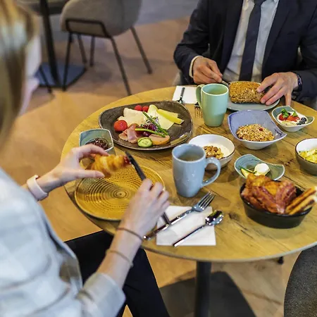 Otel Ibis Airport Düsseldorf