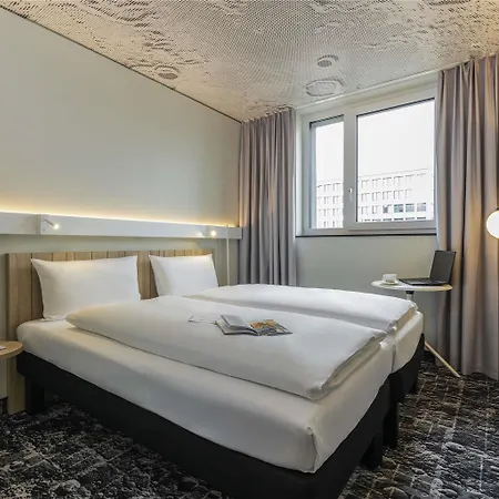 Ibis Airport Ξενοδοχείο 3*