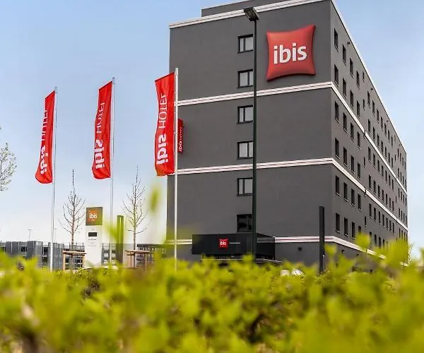 Ibis Airport 3*