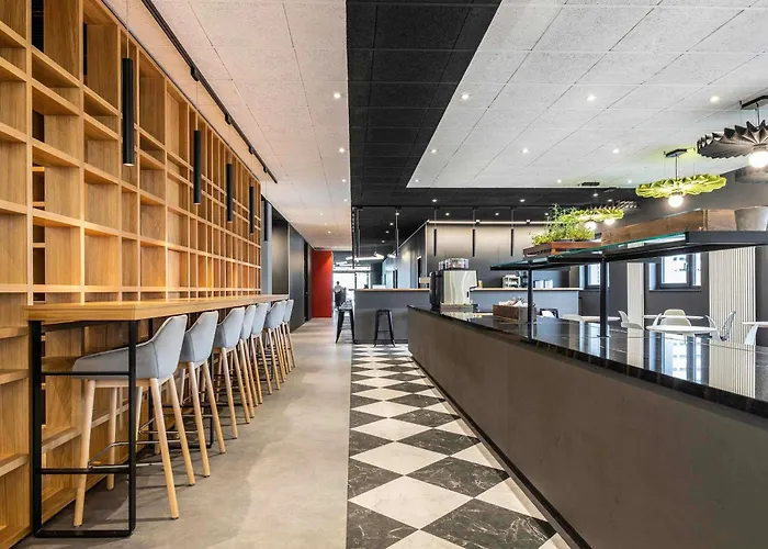 酒店 Ibis Airport 3*